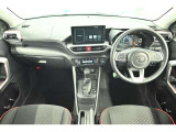 見通しのよいすっきりとした視界で、運転もしやすいです。