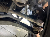お車を安心してお乗りいただく為には、足回りの定期点検が欠かせません。サービスサポート(有償保証)では無料点検もご提供しており、安心のカーライフをお過ごしいただけるサポート体制が整っています。