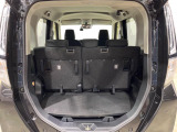 普段のお買い物や通勤、送迎等に十分な荷室スペースを確保しております。セカンドシートを倒すと、大きな荷物の積載も可能です♪