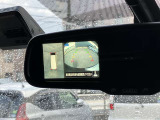 全周囲モニターをバックミラーにも表示可能!車の周りの状況を表示できるので安心して運転できます!