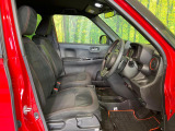 運転席シート廻りは使用感も少なく、良好な状態となっています。丁寧に使われていたことがよくわかりますね。