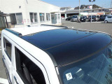 車両販売の以外にも各種保険相談、車両買取(T-UP)、JAF入会、TS3カード入会、au携帯電話・UQモバイル等をお取扱いをしております。詳しくはスタッフにお尋ねください。