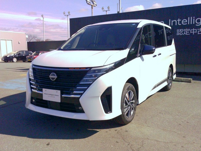 セレナ 2.0 ハイウェイスターV 4WD 