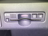 ビルトインタイプの【ETC】で見た目もスッキリ。高速道路の利用にとても便利です。