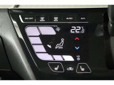 スイッチも大きく使いやすいレイアウトの空調操作パネルです!操作もしやすく車内をいつでも快適にドライブできるオートエアコンとなっております!