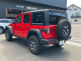 オリジナル4x4ブランドとしての誇りと自信、そして進化の伝統。4x4性能、デザイン、品質。本物とはJeepの全てであり、追い求めるさらなるたかみでもあるのです。