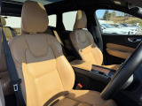XC60 アルティメット B5 AWD 4WD 