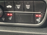 フロント両席にはシートヒーターが付いています!寒い日に便利な装備ですね。