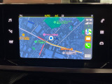 ●Apple Car Play:スマホとの有線接続で、ナビ・オーディオ再生などスマホのアプリ機能が画面でも使える便利機能です!