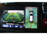 バックカメラを搭載しておりガイドラインも表示されますので車庫入れも安心ですね♪