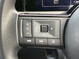 【ステアリングスイッチ】運転中、前方から目線をそらすことなく、オーディオ等の操作が可能な便利機能!安心&快適なドライブを演出してくれます♪