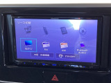 ナビ機能だけでなく、フルセグ、Bluetooth、DVDとCD再生などのオーディオ機能がついています!