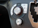 オートエアコンで車内はいつでも快適です♪