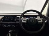 握りやすいハンドルで運転しやすいです!