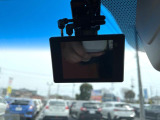【ドライブレコーダー】ドライブレコーダー装備!走行中はもちろん、あおり運転や事故に遭遇した際、映像で記録し、万一のリスクに備えます。※記録用SDカードはお客様ご自身でご準備いただく必要があります。