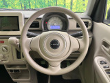 ステアリングも使用感が少なく、きれいな状態となっております♪