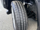 タイヤ溝もしっかりありますよ