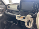 【 オートエアコン 】車内温度を感知して自動で温度調整をしてくれるのでいつでも快適な車内空間を創り上げます!