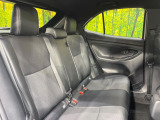 後部座席も気になるようなキズ・汚れやへたり等、大きなダメージはなく、良好な状態です。
