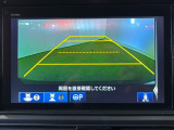 駐車時に便利なバックカメラを装着しています。