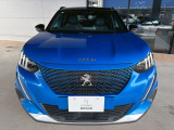当店はシティライトグループのフレンチディーラーとなっており、岡山県初、日本最大級のDS AUTOMOBILESショールームをオープン 最新のCIに基づいた納車エリア、ラウンジ、レセプションを完備しております