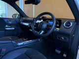 ◆LIBERALAは、輸入車選びの新たなスタイルを提案するインポート・セレクト・ブランドです。オーナー様となる方がクルマから直接感じる感性を第一にした、最良の一台との出会いをコーディネートいたします。