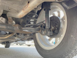 お車を安心してお乗りいただく為には、足回りの定期点検が欠かせません。サービスサポート(有償保証)では無料点検もご提供しており、安心のカーライフをお過ごしいただけるサポート体制が整っています。