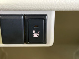 【シートヒーター】寒い日に重宝するシートヒーター!エアコンより早く温まってくれるので寒がりの人も安心ですね♪エアコンの温風は乾燥するから苦手、という方にもをおすすめです。
