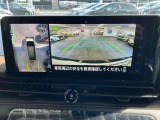 『アラウンドビューモニター』はスムーズな駐車と安全確認をサポートします。