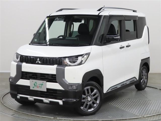 デリカミニ T プレミアム 4WD 