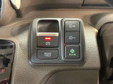 電子パーキングに加えてブレーキホールドシステムを装備しておりますので、信号待ちや踏み切り待ちでもブレーキを踏まずに停止できます!発進する際はアクセルを踏むだけですので渋滞時などはかなり楽ですね!