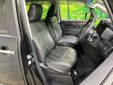 運転席シート廻りは使用感も少なく、良好な状態となっています。丁寧に使われていたことがよくわかりますね。