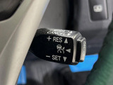 【レーダークルーズコントロール】高速道路での長距離走行が楽に!!自動で速度を保つクルーズコントロールが、衝突軽減システムと連携し、前方の車両を感知して車間を保つように速度調節してくれます!!