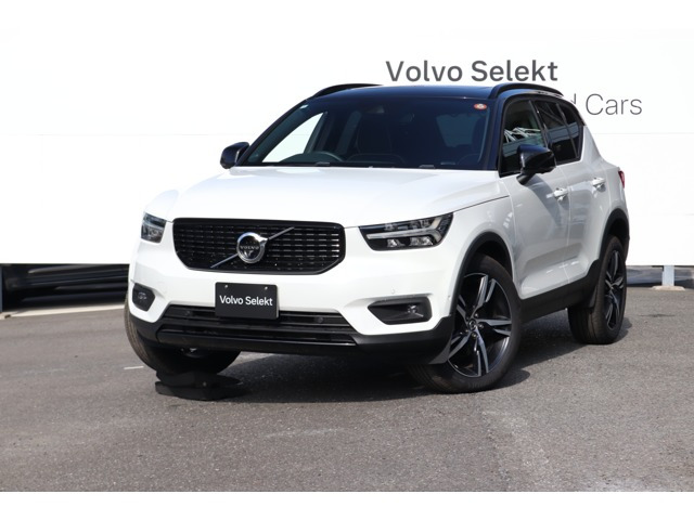 XC40 B4 AWD Rデザイン 4WD