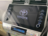【メーカー純正ナビ】インテリアに溶け込むスタイリッシュな「専用設計」メーカーナビを装備♪視認性や操作性など基本性能にも優れ、より上質なカーライフをお楽しみいただけます。