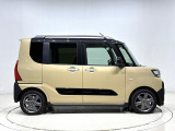 ドアは約90度に開くので荷物も積み込みやすく、乗り降りもしやすい♪ アウトドアで楽しく快適に過ごせる工夫がいっぱいです♪♪