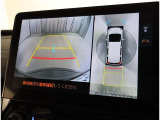 バックガイドモニターで、後方を確認しながら安心して駐車することができます。運転初心者も熟練者も必須の機能ですよ!