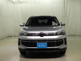 ドイツ車はフロントマスクに特徴がございます。一目でTiguanと分かるデザインです。在庫状況もお気軽にお問い合わせください。