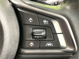 【全車速追従機能付クルーズコントロール】高速道路での長距離走行が楽に!!自動で速度を保つクルーズコントロールが、衝突軽減システムと連携し、前方の車両を感知して車間を保つように速度調節してくれます!!