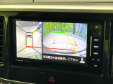 【アラウンドビューモニター】専用のカメラにより、上から見下ろしたような視点で360度クルマの周囲を確認することができます☆死角部分も確認しやすく、狭い場所での切り返しや駐車もスムーズに行えます。