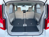 後席を格納すると、これだけの広さが!シーンに合わせたシートアレンジで、大きな荷物も積むことが出来ます♪