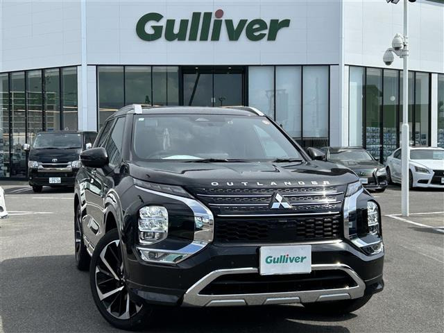 アウトランダー PHEV 2.4 P 4WD 本革シート サンルーフ