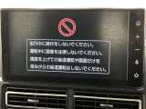 ディスプレイオーディオを装備。スマホとクルマをつなぐことで、これまでのナビに加えて、いろんなサービスが楽しめます。