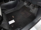 純正フロアマット