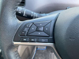 ■ステアリングスイッチ■ハンドル手元でオーディオの操作が簡単に出来ます。運転中でもナビまで手を伸ばさずに操作が出来て安心です。