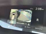 アラウンドビューモニターは車庫入れの強い味方となってくれます。上から車を見下ろすように視ることで、駐車場枠内にビシッと真っ直ぐ停めれます!☆一度使ったらわかって頂けます☆