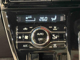 車内空調は&rdquo;AUTOエアコン&rdquo;にお任せ。運転に集中出来ますよ!