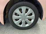 スチールホイールには、ホンダ純正のホイールカバーが付いています。
