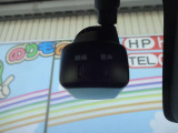 ドライブレコーダー本体になります。