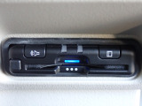 ■【ETC車載器】が装備されています。セットアップをしてお渡しとなり、ETCカードを差し込むだけで高速道路の利用が可能です。